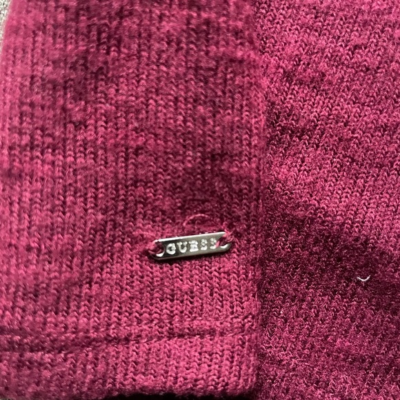 Super cute cowl neck! - Picture 4 of 7